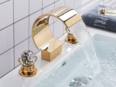 Luxury Retro European Style Bathroom Basin Faucet Solid Brass Deck Mounted Double Handles Cold and Hot Waterfall Online Hot Sale