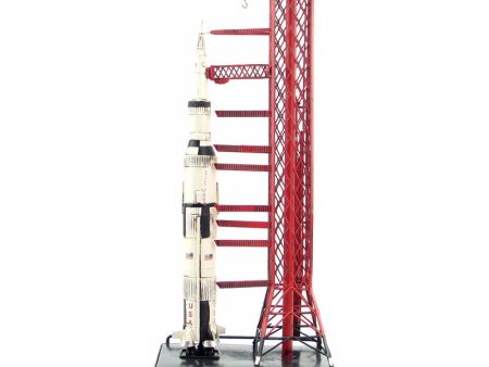 NASA Apollo Saturn V Moon Rocket on Launch Pad  Spacecraft Desk Top Display Discount